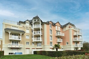 Exterior - L'Escale Dinardaise - 1 km de la plage (Dinard)