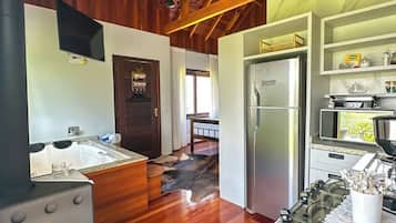 Chalé luxo, vista para o lago | Parte interna