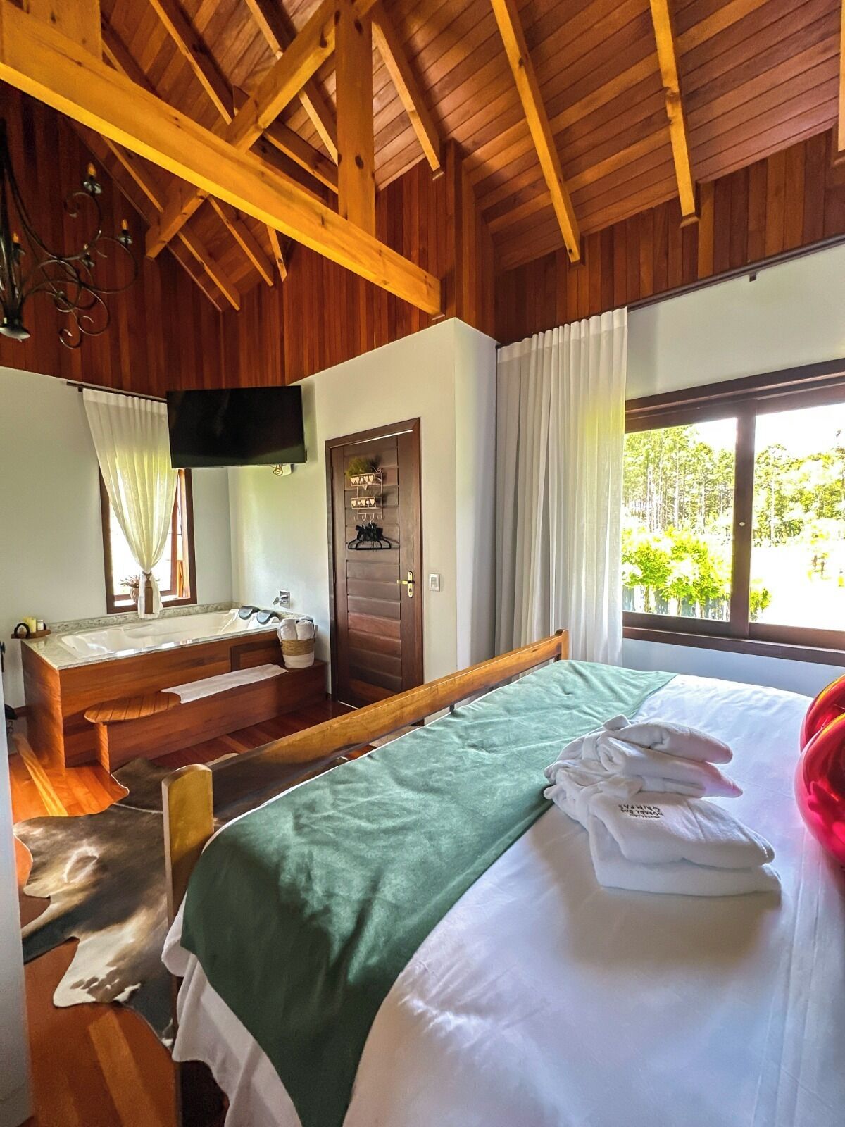 デラックス シャレー レイクビュー