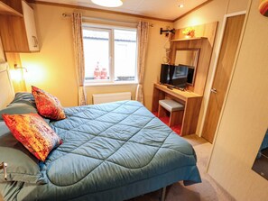 2 bedrooms, individually decorated, individually furnished, free WiFi - 108 Fox Burrow Hang (Great Yarmouth)