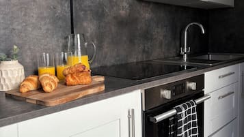 Microwave, oven, stovetop