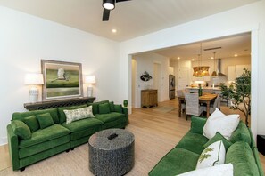 Smart TV, fireplace - 817 Cheehaw | Luxury Beach House | Sleeps 13 | Elevator | 1,000 ft to Beach Access | Dogs Welcome (Edisto Beach)