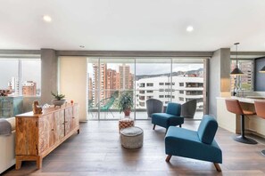 Interior - |EP| Modern Apt in Medellin w/Pool, BBQ, Desk (Medellín)