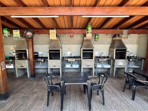 屋外ダイニングエリア