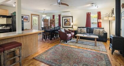 Cozy 2-bedroom cottage in the heart of Moab