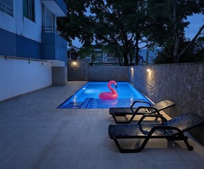 Apartment | Kolam renang | Kolam renang terbuka 