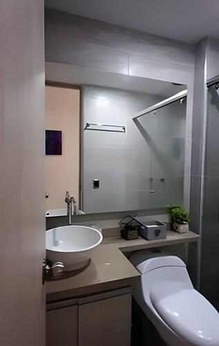 Apto Moderno 3 Hab-Agua 24-7-Central-AC