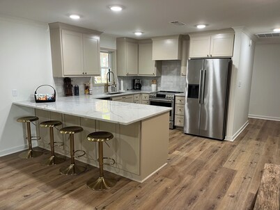 Cypress Haven -
Completely remodeled, luxury lake front house on Lake Bruin