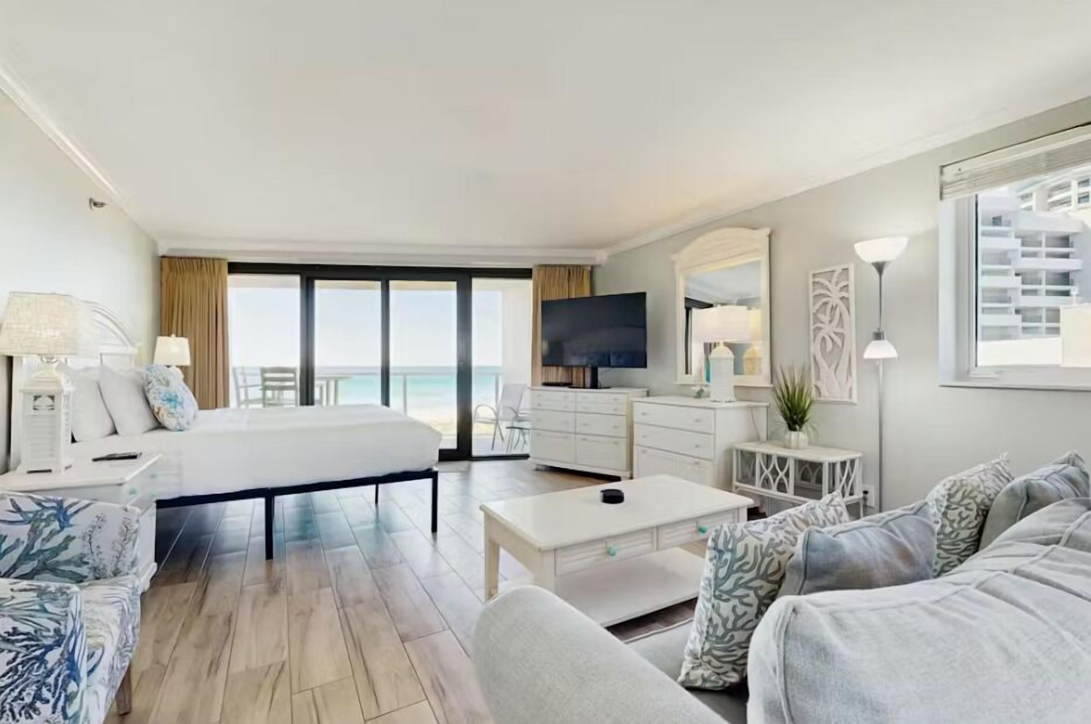 Estudio, 1 cama King size y sofá cama (Beachside II #4247)