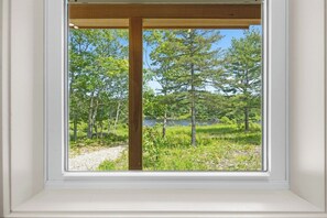 Interior - Shoreline Solace - Waterfront! Close to Acadia! (Ellsworth)