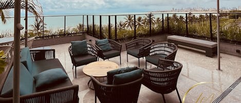 ห้องพักสำหรับสี่ท่าน | ลานระเบียง/นอกชาน