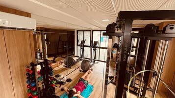 Quadruple Room | Fitness facility