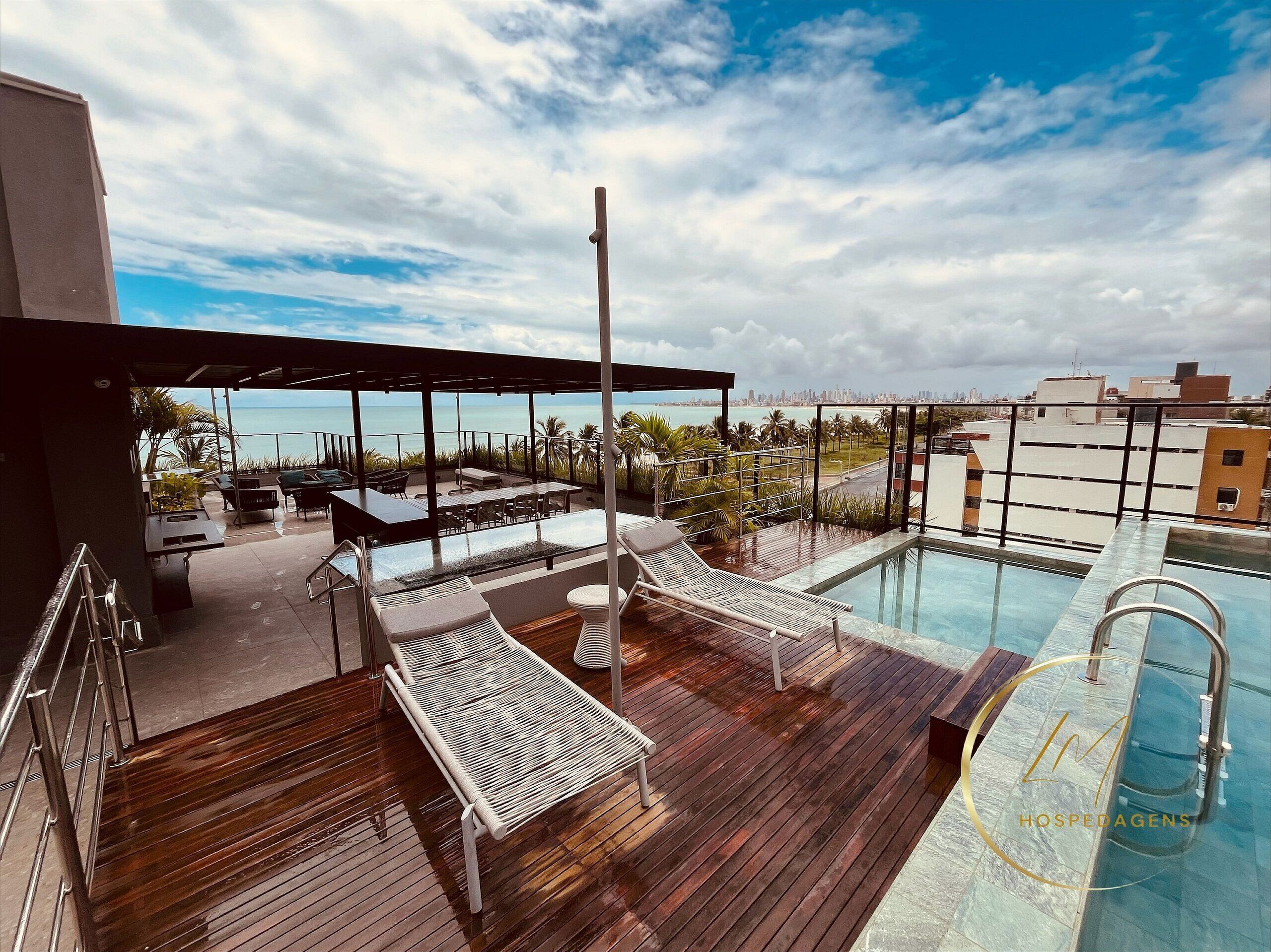 Quadruple Room | Pool