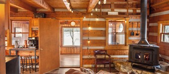 Riverfront Cabin - peaceful and private 4-acres on the Ohio River.
