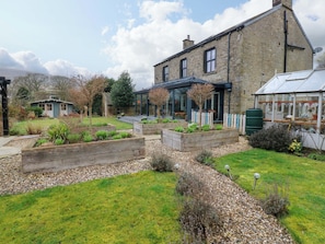 Property grounds - Langcliffe House (Skipton)