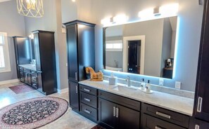 Superior Suite, Pool View | Bathroom - Whispering Prairie (Salina)