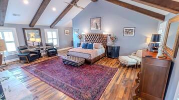 Superior Suite, Pool View