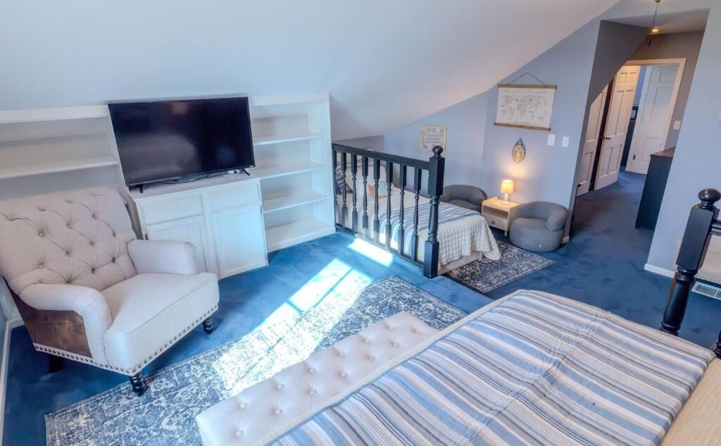 Family Room, Pool View