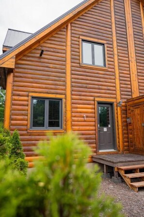 Chalet, Mountain View | Exterior detail - Chalets Gallix (Sept-Îles)
