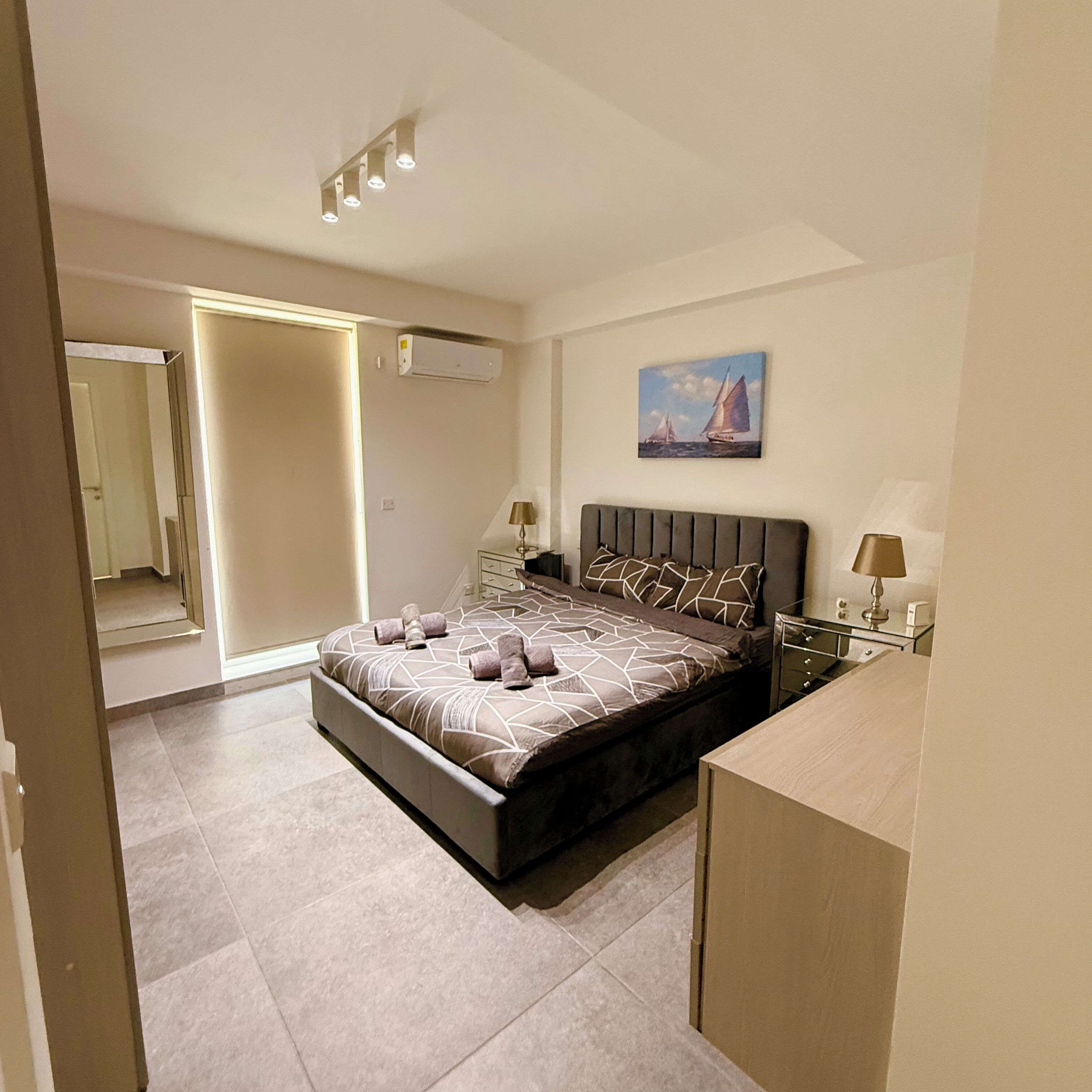 2 chambres, fer et planche à repasser, Wi-Fi, literie fournie