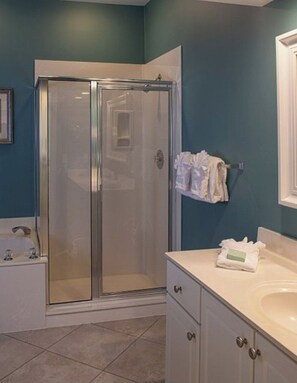 Jetted tub, hair dryer, towels, soap