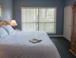 Room - Charming 3-bedroom townhome at Egret Point in Shipyard Plantation Hilton Head SC (Hilton Head Island)