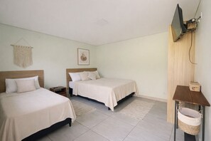 Executive Triple Room, 1 Bedroom, Air conditioning | Hypo-allergenic bedding, free WiFi, bed sheets - Villa Kanindé Bonito (Bonito)