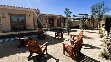 Cabin tiện nghi đơn giản, 1 phòng ngủ, quang cảnh núi