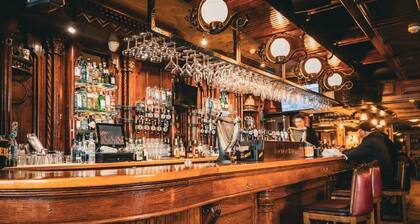 The Anchor Bar Complex