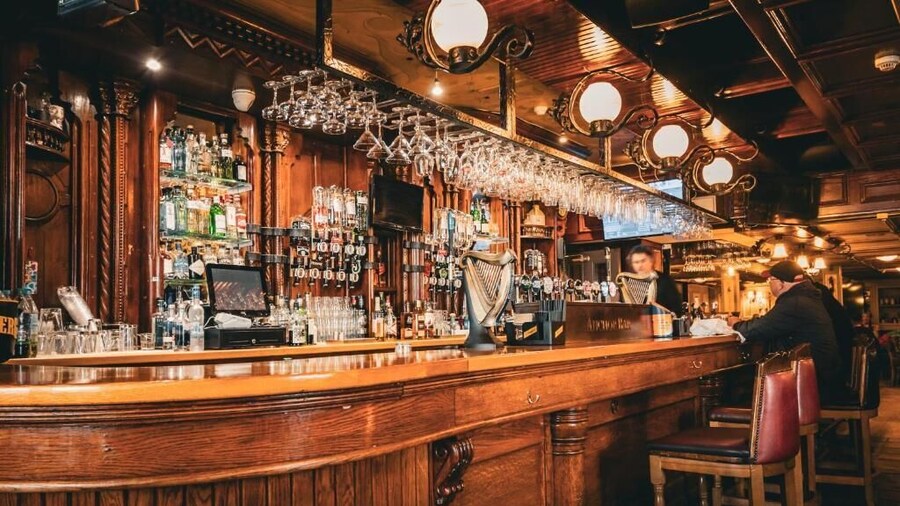 The Anchor Bar Complex