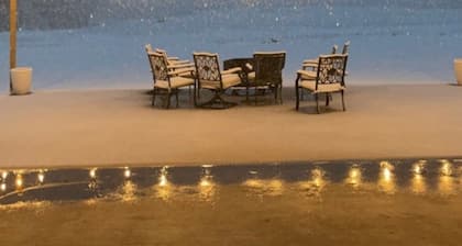 Amazing 6 BDR/BTH lodge in Timpson; minutes from Lake Murvaul &Wild Spring Dunes