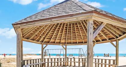 Riverview Resort - 1 bedroom, sleep sofa located in charming South Yarmouth, MA