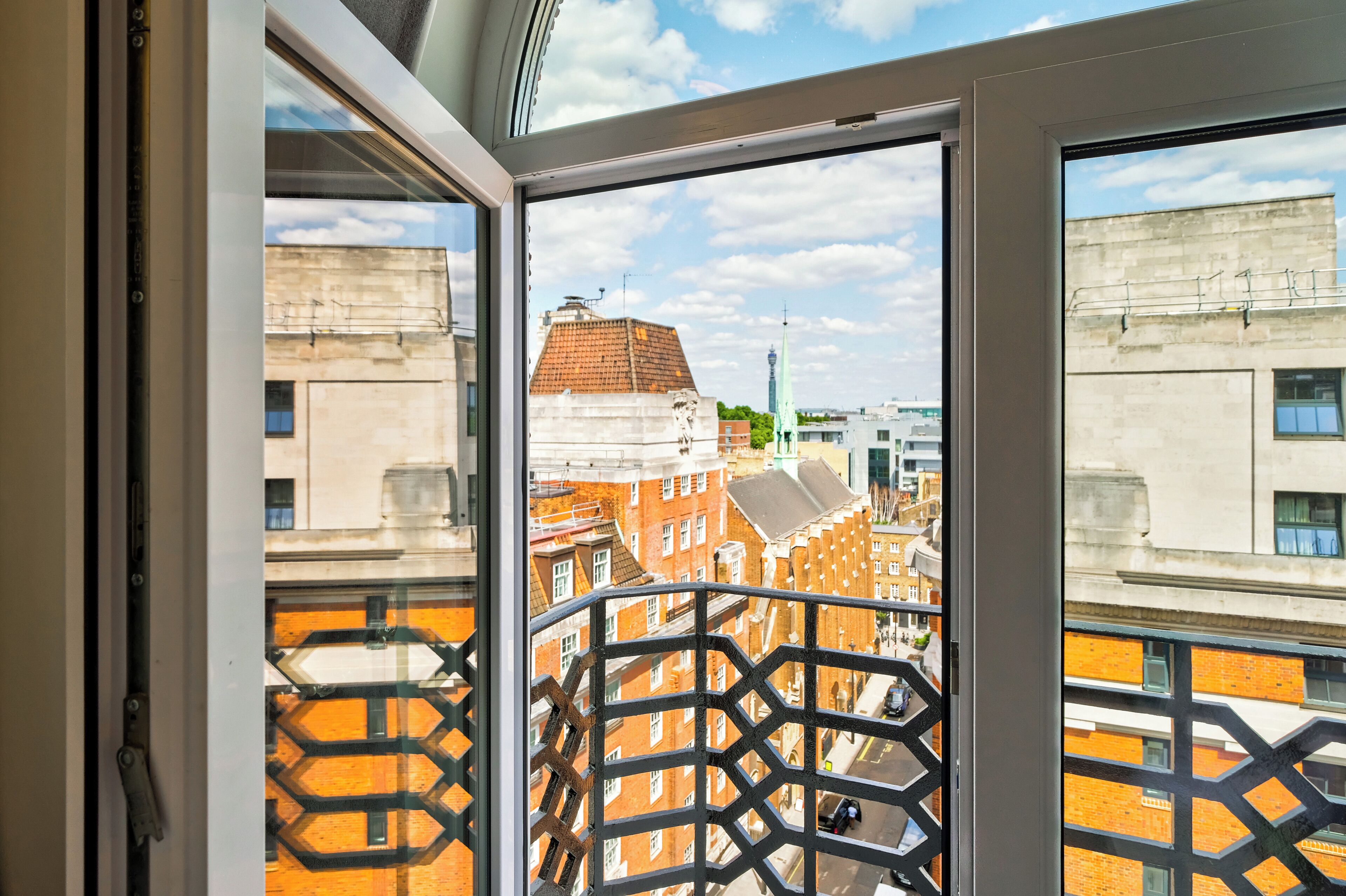 ファミリー アパートメント | 内装