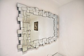 ファミリー アパートメント | 内装