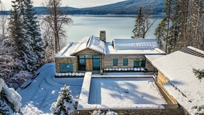 Exterior - Stunning 7,000 sq foot Luxury Custom home on Whitefish Lake, Whitefish, Montana (Whitefish)