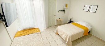 Loft Distrito Tec. 5 min Fundidora. Walmart, Nuevo Sur. Area segura y caminable.