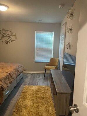 Room - Charming 2-bedroom house  2100 sq feet in enchanting Atlanta with AC (ATLANTA)