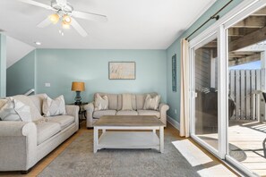 Living area - New Listing Deal! Pet-Friendly • Heated Pool • Steps to Beach (Port St. Joe)