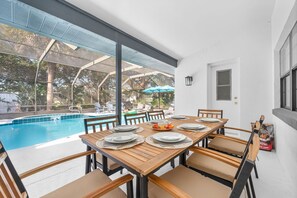 Dining - Private Pool Oasis w/ Game Room & Outdoor Kitchen (Palm Coast)