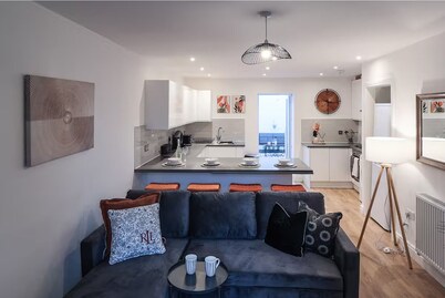 Prime Location 3BR with Garden