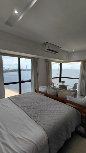 アパートメント キッチン リバービュー