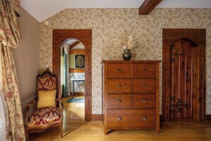 Luxury Villa, Garden View, Courtyard Area | Interior - Domaine Macky (Taintrux)