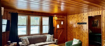 Riverfront,Dog Friendly,Walk to Dwtn and Park w/ Beach