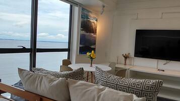 Apartamento Deluxe, cocina, vistas a la playa | Interior