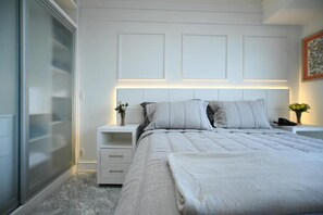 Deluxe Double Room, Kitchen, Beach View | Iron/ironing board, free WiFi - Tropical Executive Suíte Flat 817 Luxo (Manaus)