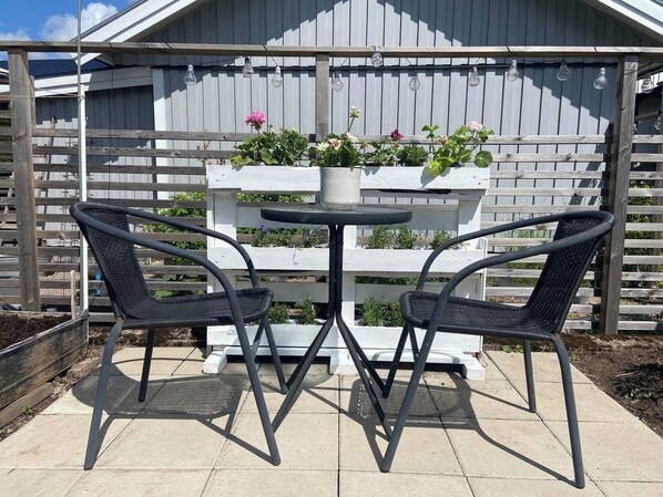 Room, 1 Bedroom | Balcony - Room-cozy Studio With Private Entrance a (Halmstad)