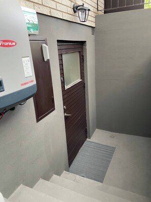 Room, 1 Bedroom | Property grounds - Room-cozy Studio With Private Entrance a (Halmstad)