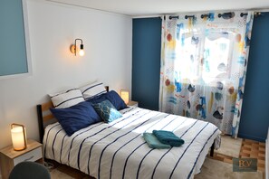 Room - Vrbo Property (Saint-Paul-en-Pareds)