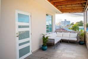 Terrace/patio - Charming House with Terrace by The Sea (San Juan)