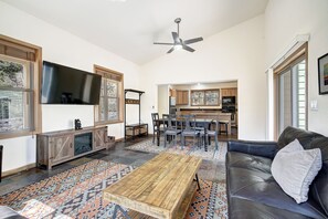TV - Beautiful Alma Home: MTN Views: Close to Breck! (Fairplay)